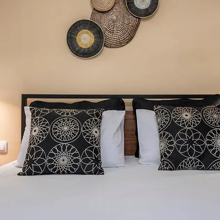 Apartment Upper Samitos