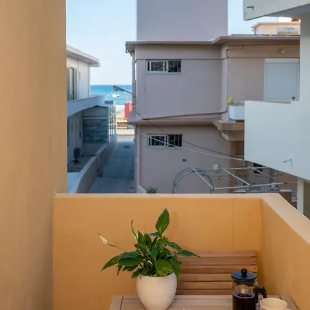 Upper Samitos Apartment *